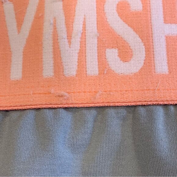 Gymshark Seamless Band Cropped Leggings Size Small - Picture 5 of 8